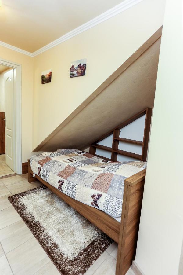 Gardi Apartman Szekszárd Dış mekan fotoğraf