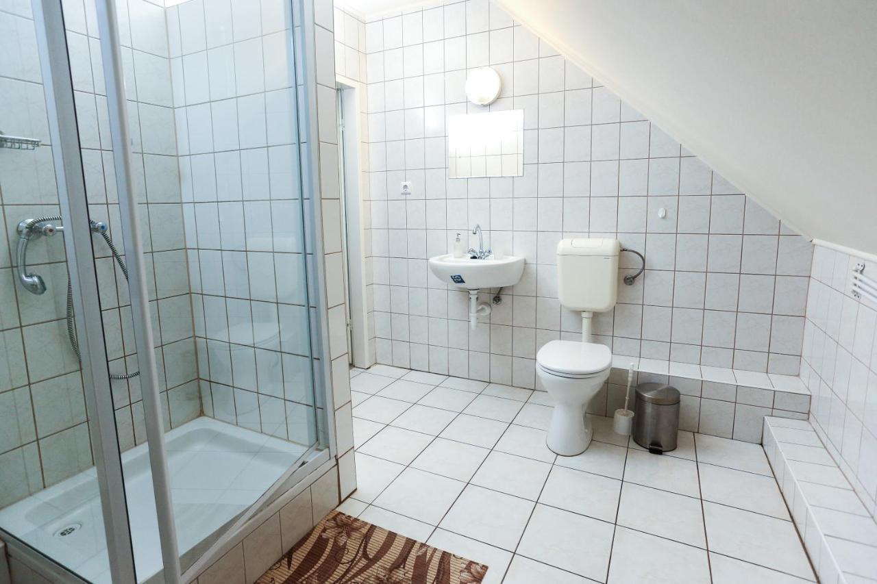 Gardi Apartman Szekszárd Dış mekan fotoğraf