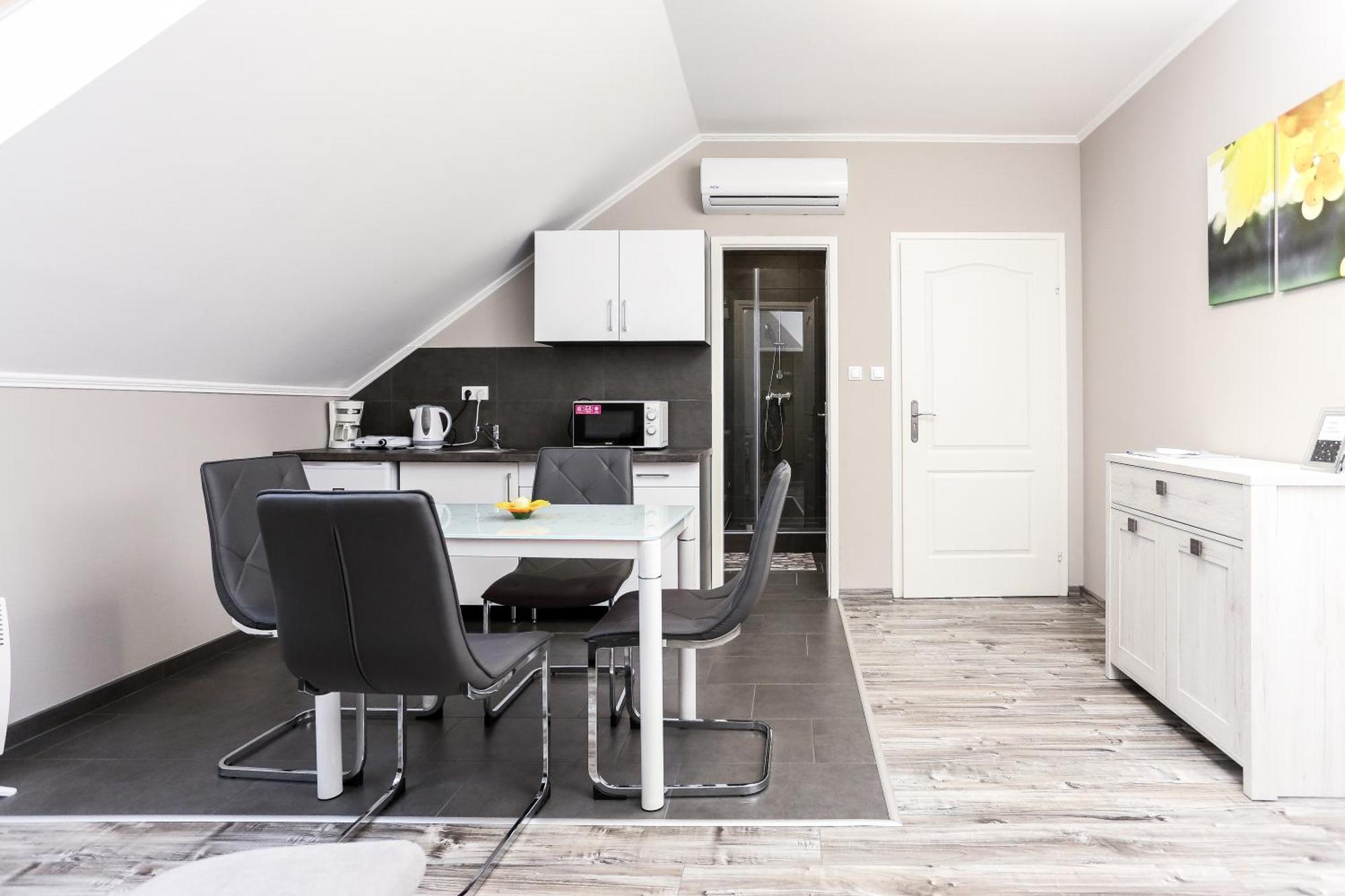 Gardi Apartman Szekszárd Dış mekan fotoğraf